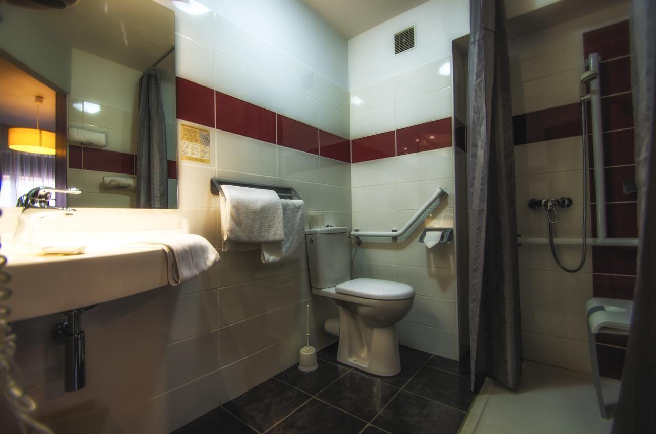 Hotel Prado Avec Parking - Proche Zenith トゥールーズ エクステリア 写真