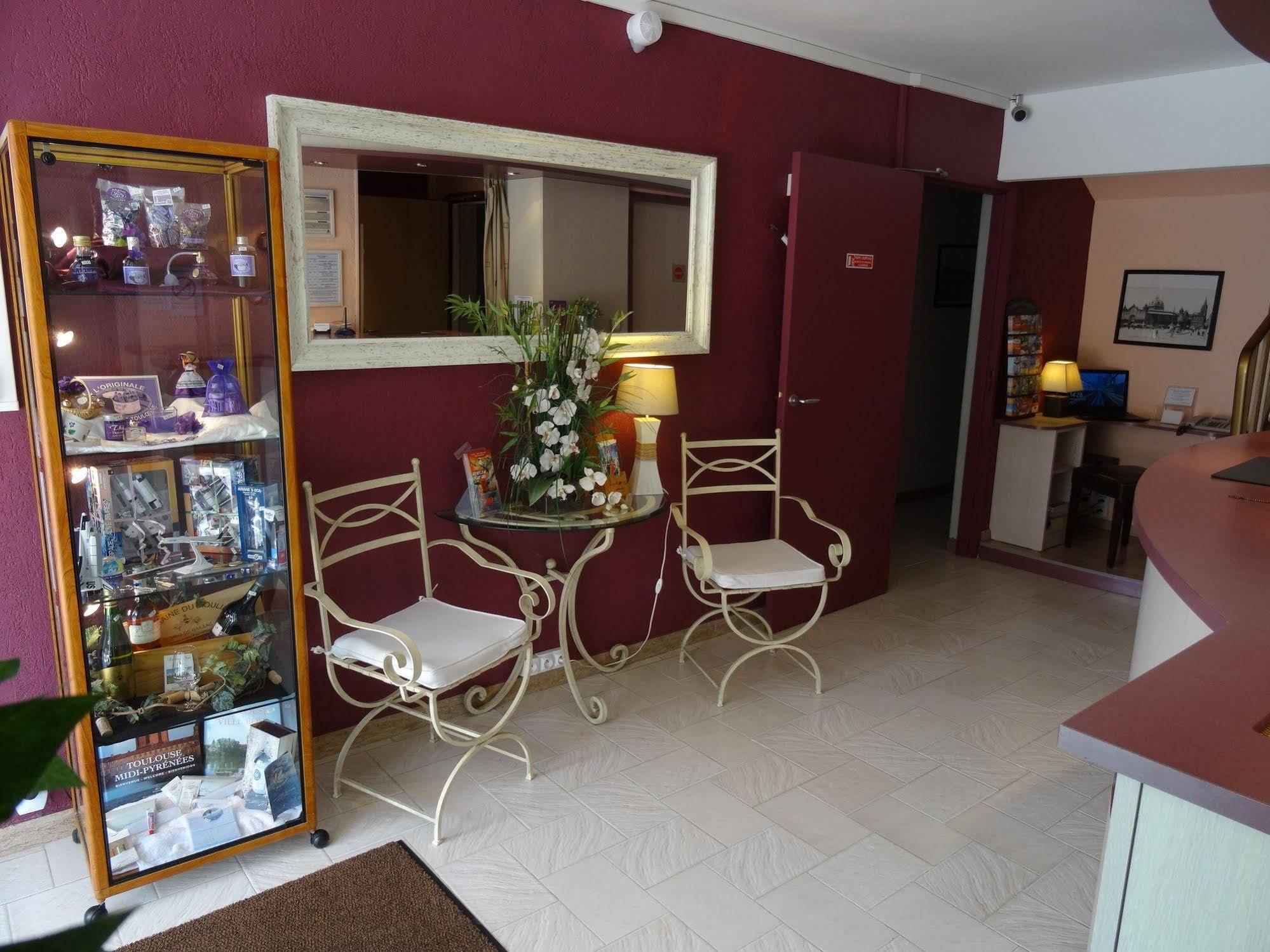 Hotel Prado Avec Parking - Proche Zenith トゥールーズ エクステリア 写真