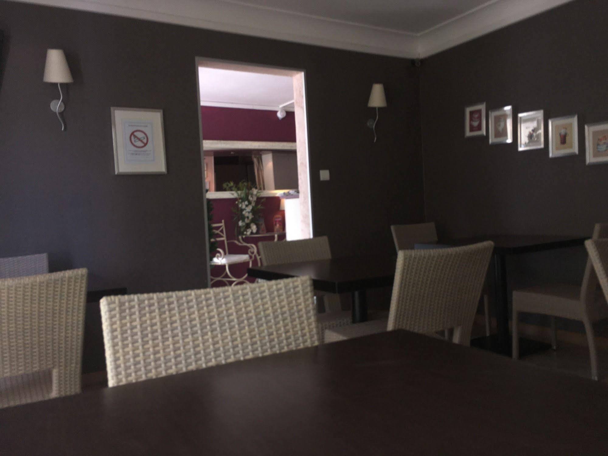 Hotel Prado Avec Parking - Proche Zenith トゥールーズ エクステリア 写真